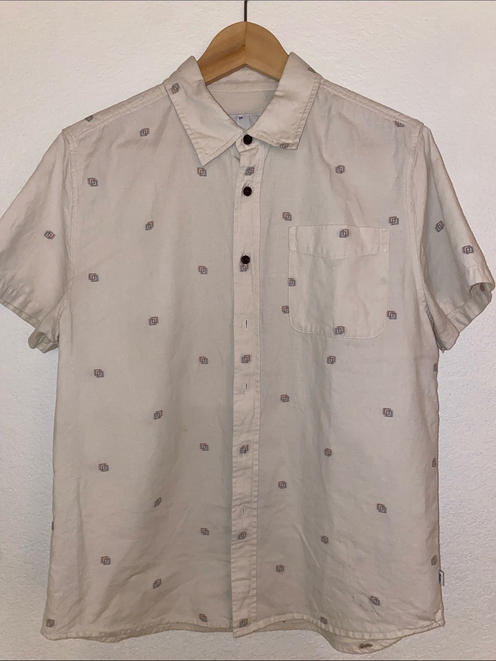 Katin Men's Short-Sleeve Button-Down Shirt in Light Beige with Embroidered Dots